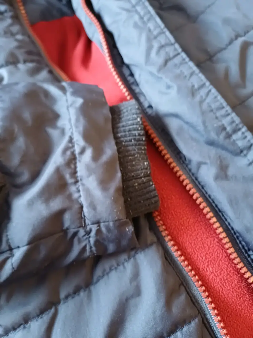 Chaqueta azul con capucha marca Colloky talla 8 - miniatura 4