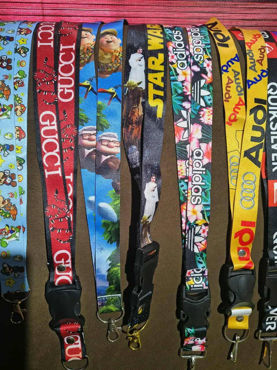 Lanyards con diseño variados - miniatura 2