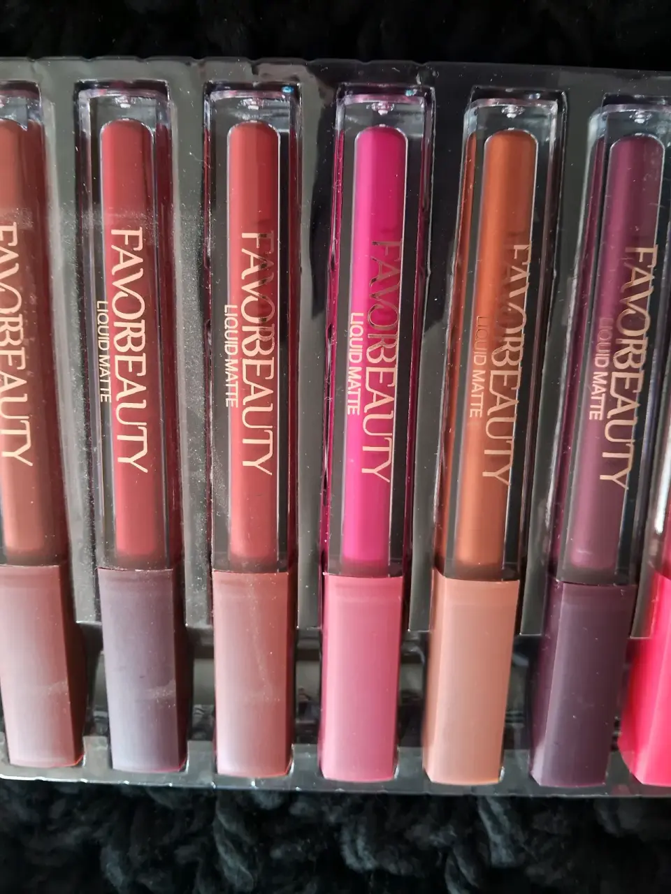 Set de 12 labiales líquidos FavorBeauty - miniatura 2