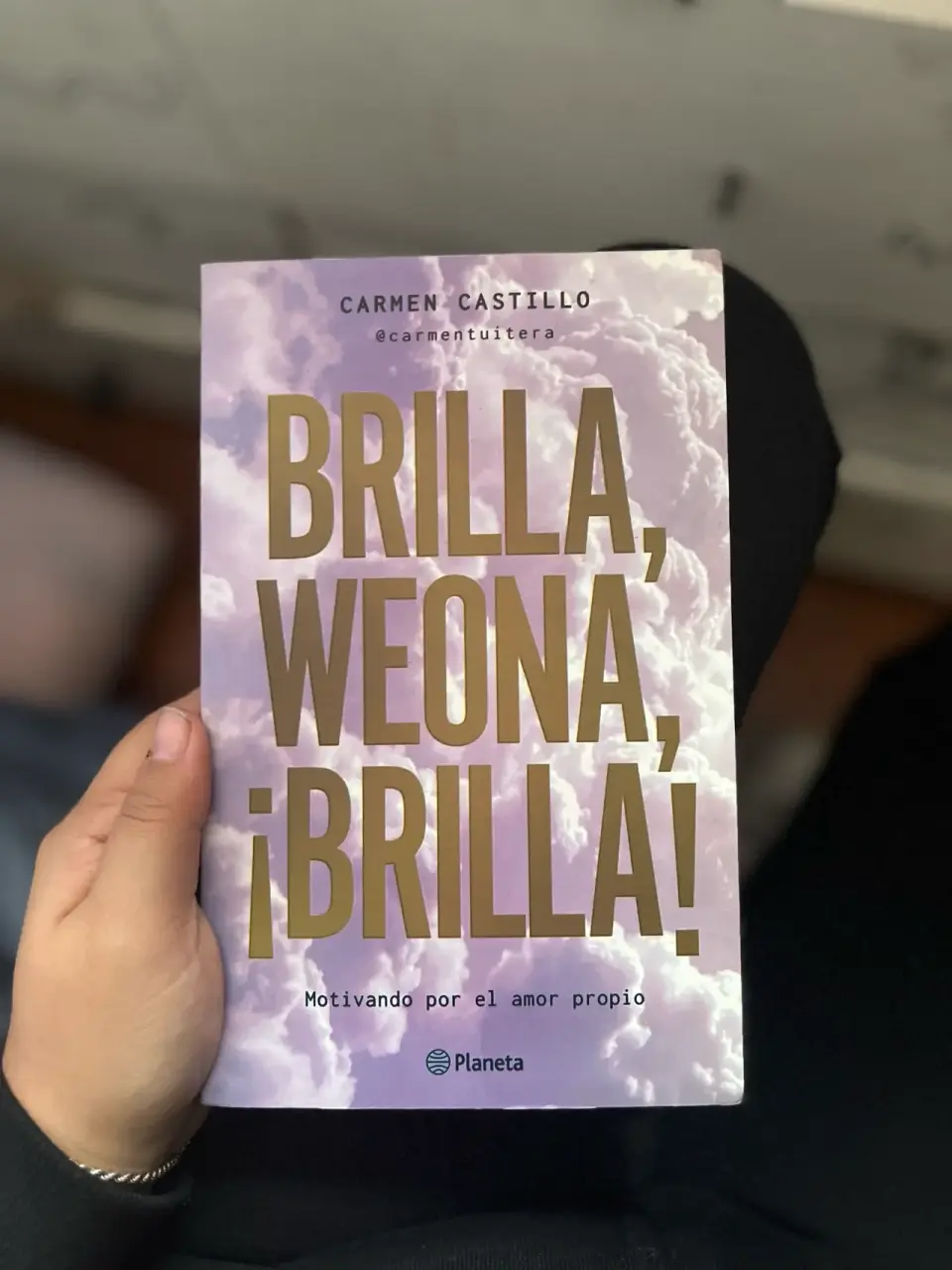 Libro 'Brilla, weona, ¡brilla!'
