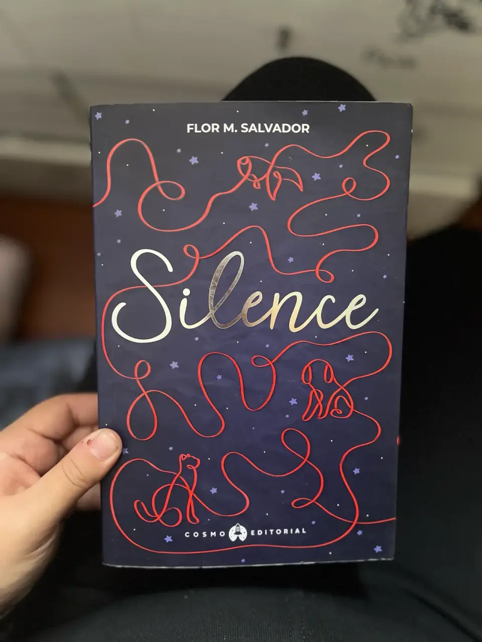Libro 'Silence' de Flor M. Salvador