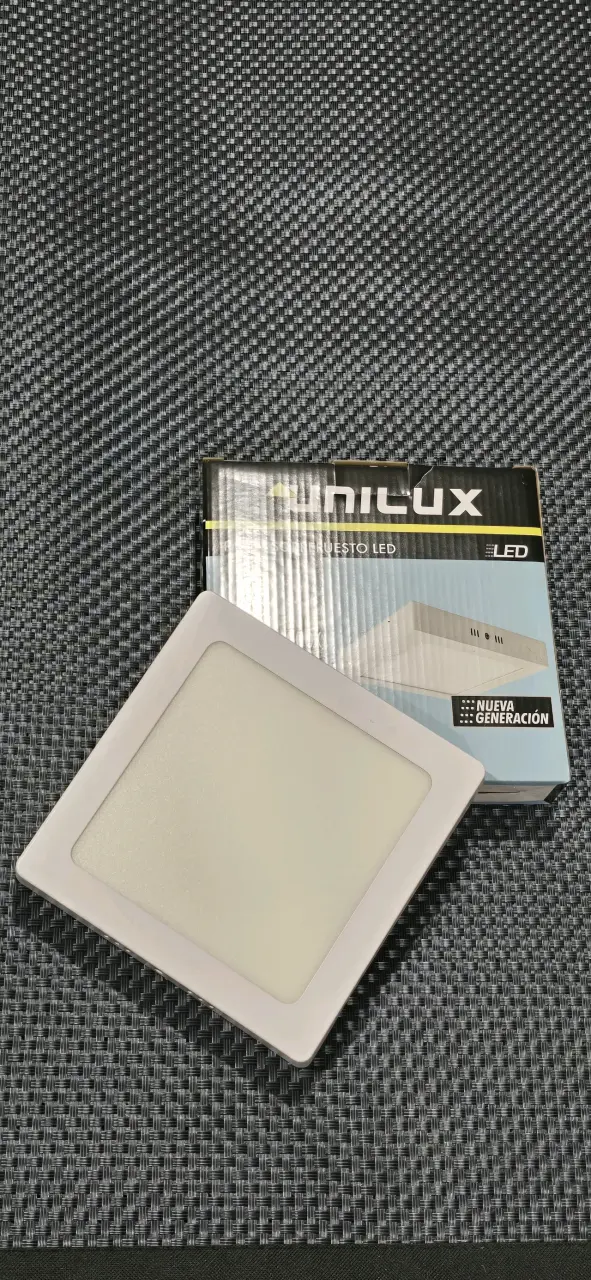 Lámpara LED cuadrada de techo - miniatura 2