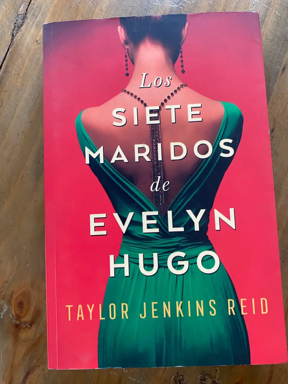 Libro 'Los Siete Maridos de Evelyn Hugo' - miniatura 1