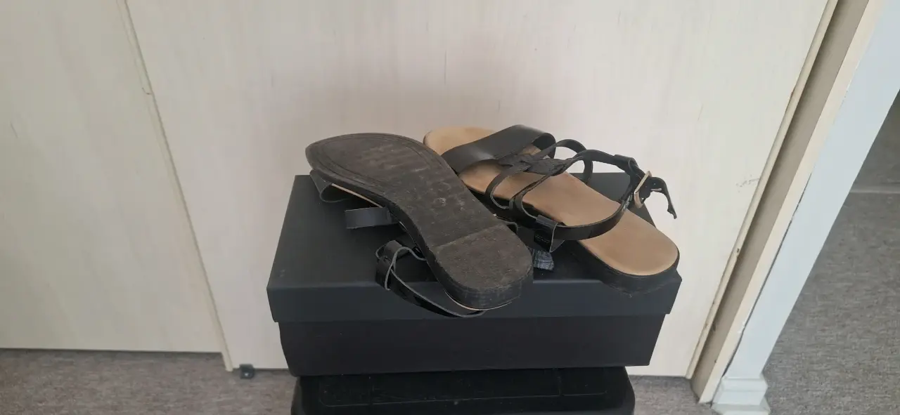 Sandalias negras Gacel - miniatura 5