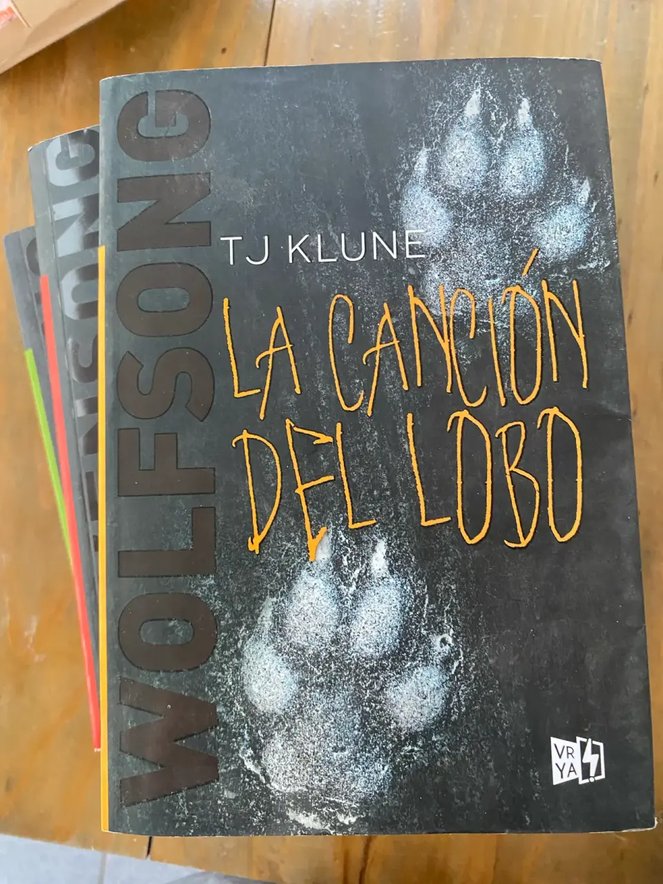 Libro 'La Canción del Lobo' por TJ Klune - miniatura 1
