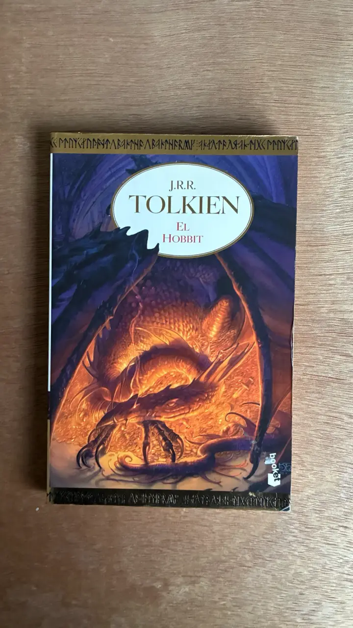 Libro El Hobbit de Tolkien - miniatura 1