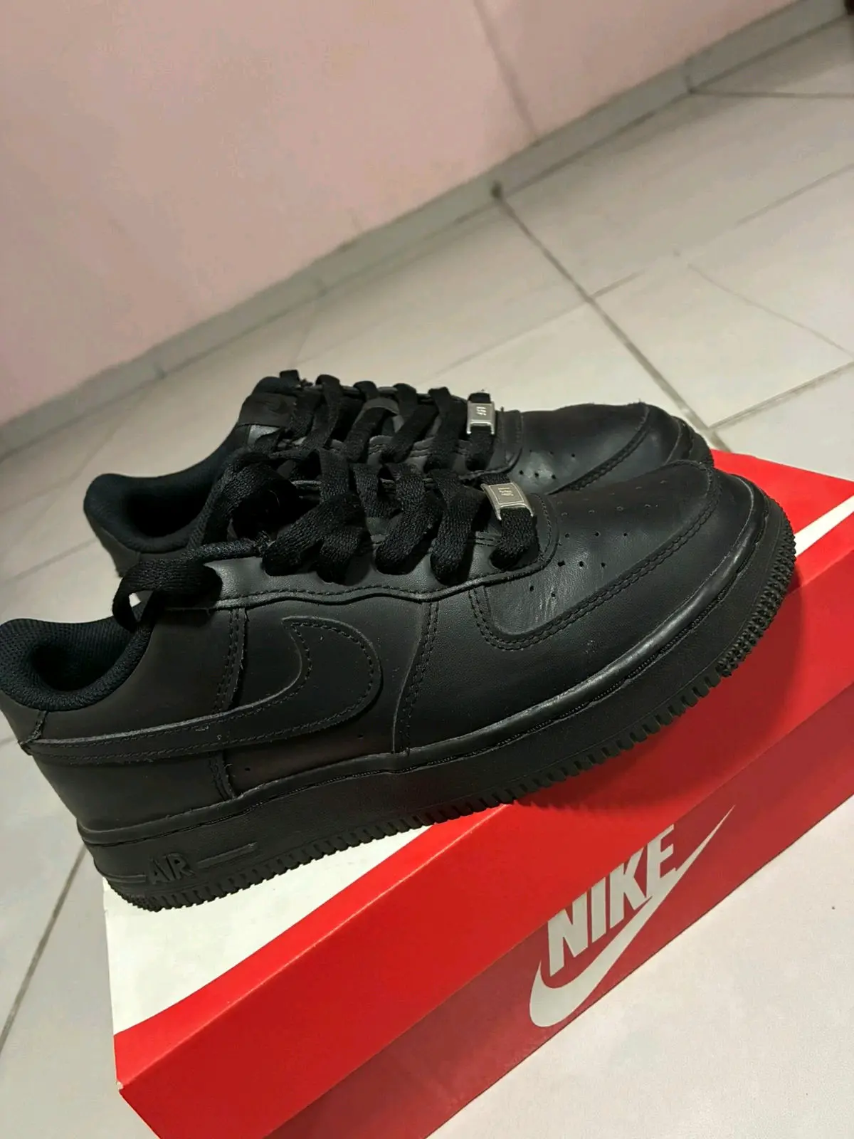 Zapatillas Nike negras - miniatura 1