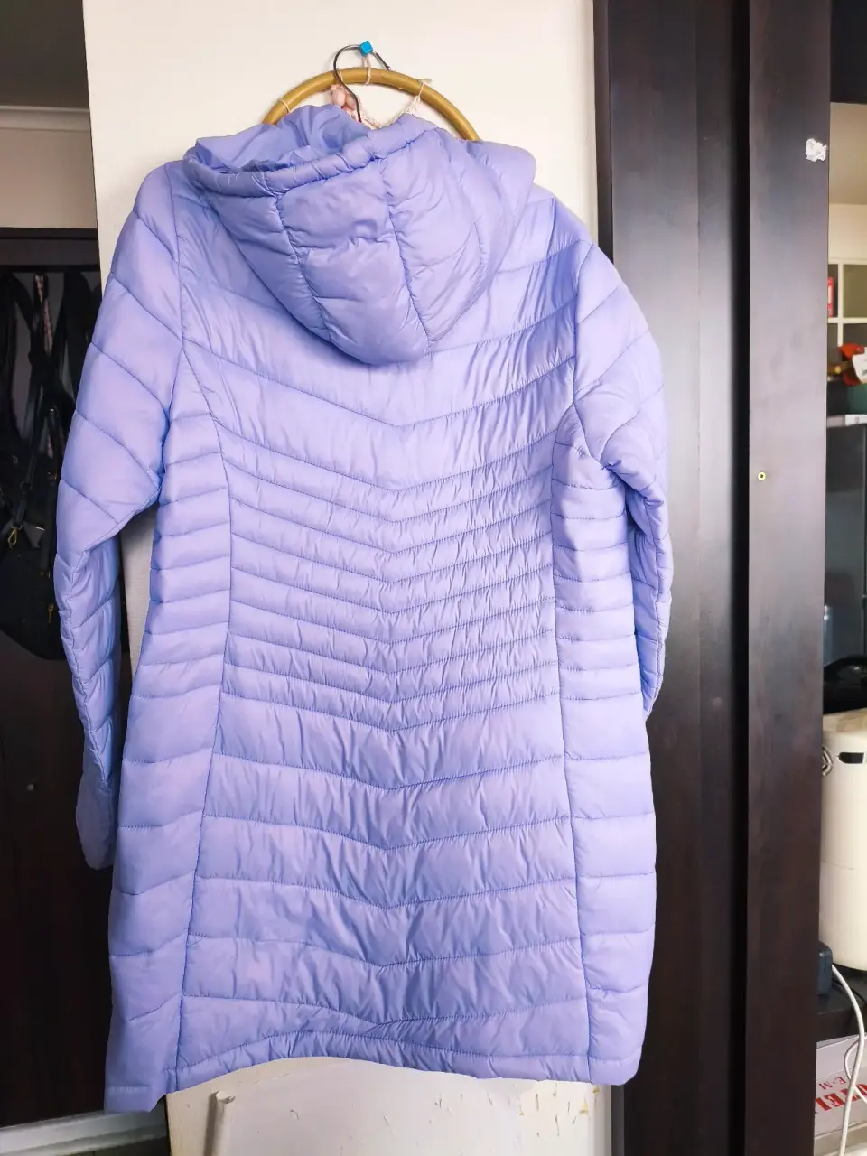 Parka acolchada lila con capucha - miniatura 2