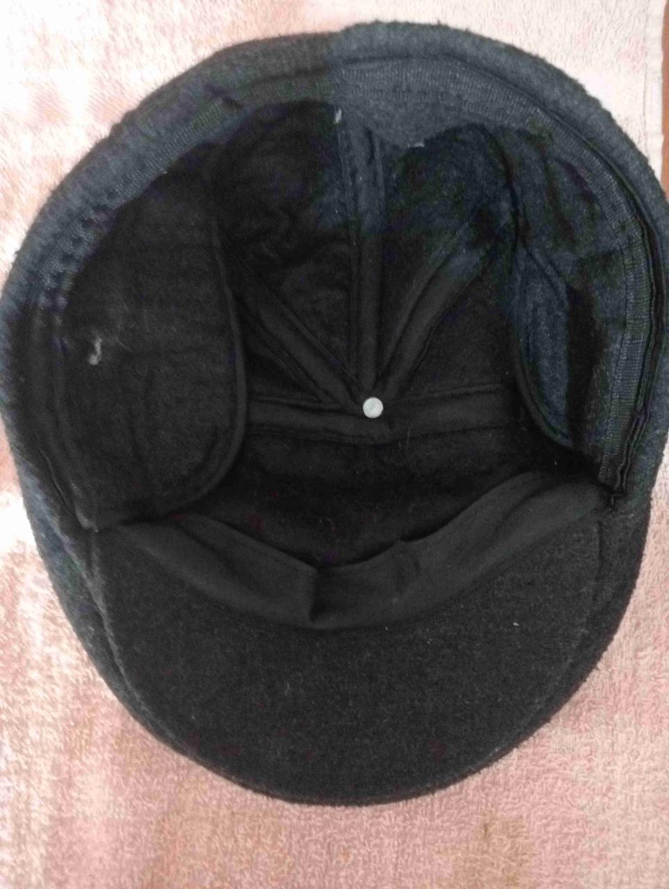 Gorra negra de lana - miniatura 3