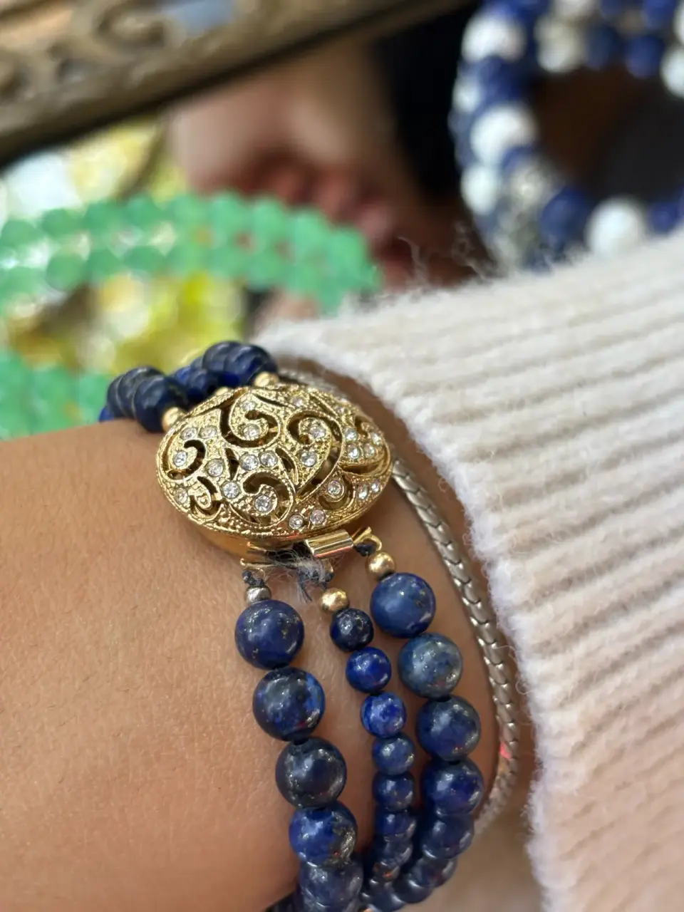 Pulsera tres  corridas de piedras lapislázuli - miniatura 6