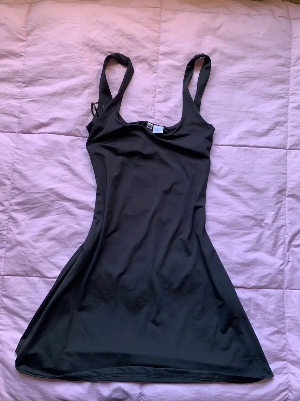 Vestido negro ajustado H&M - miniatura 1