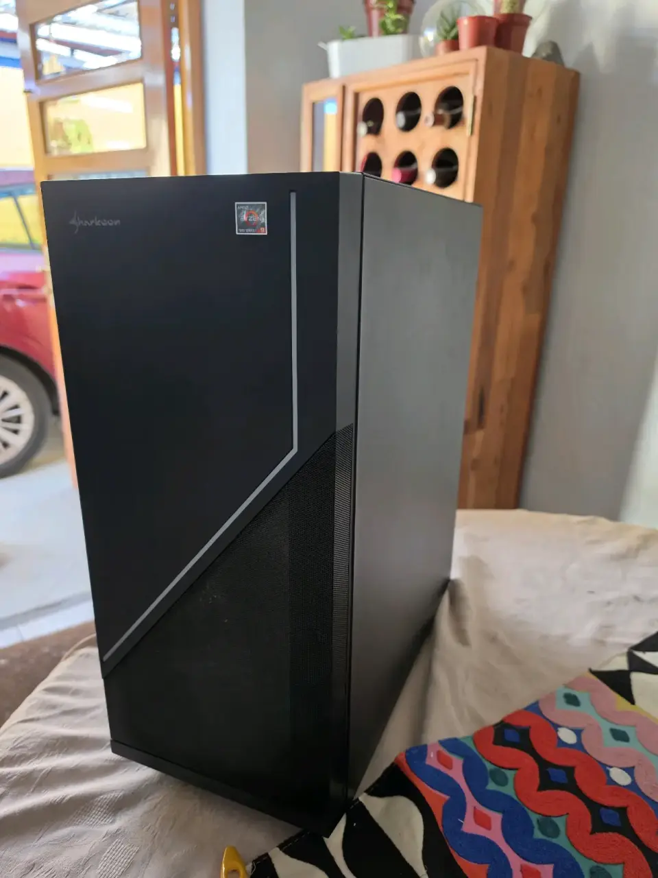 Gabinete para PC con ventana lateral - miniatura 2