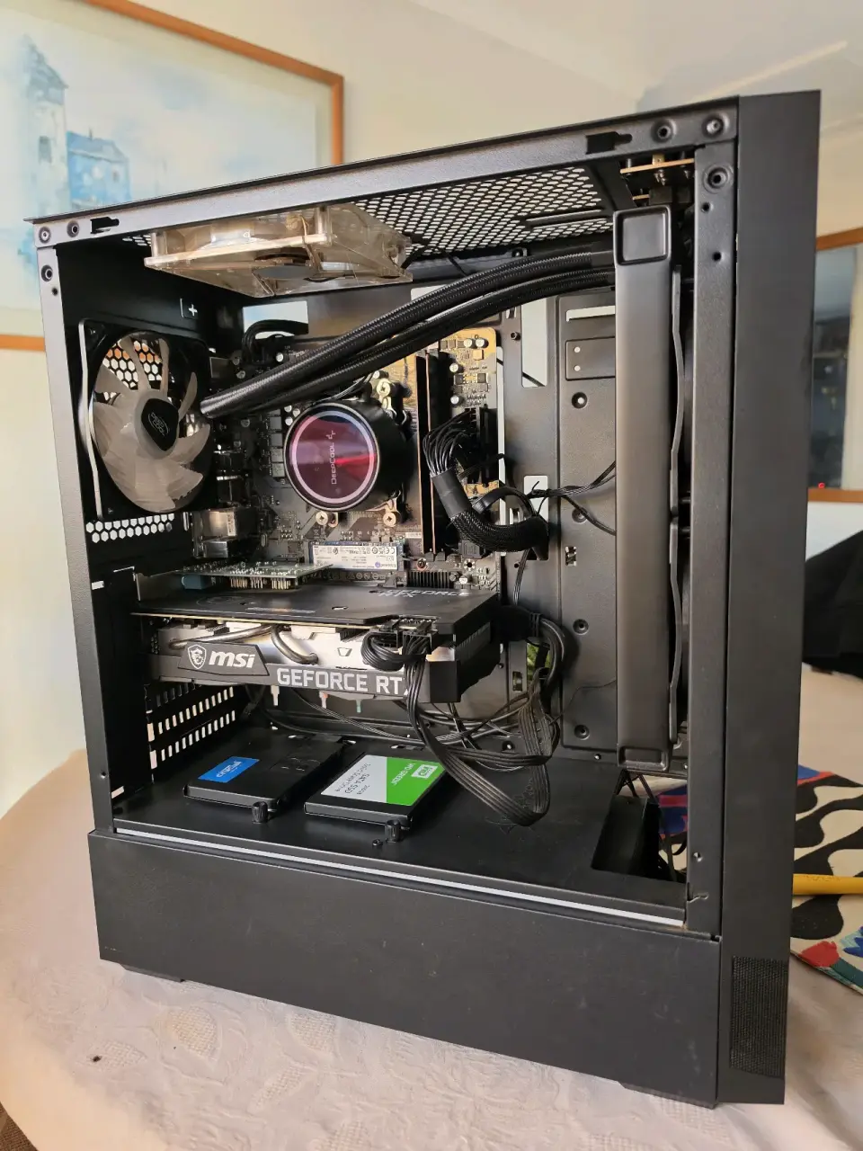 Gabinete para PC con ventana lateral - miniatura 5