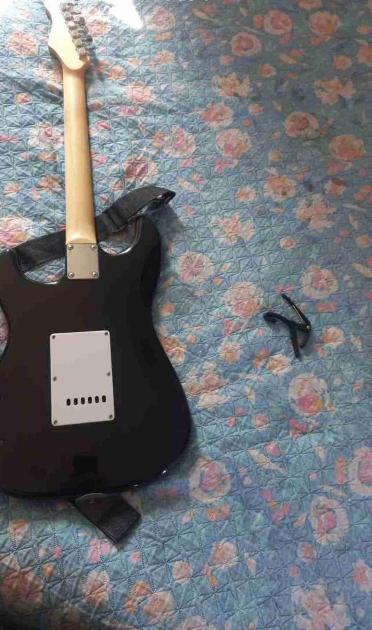 Guitarra eléctrica sunburst - miniatura 3