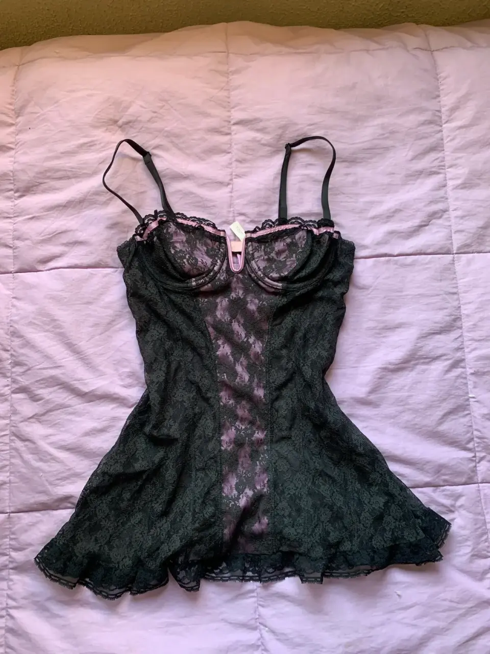 Babydoll de encaje negro Victoria's secret - miniatura 1
