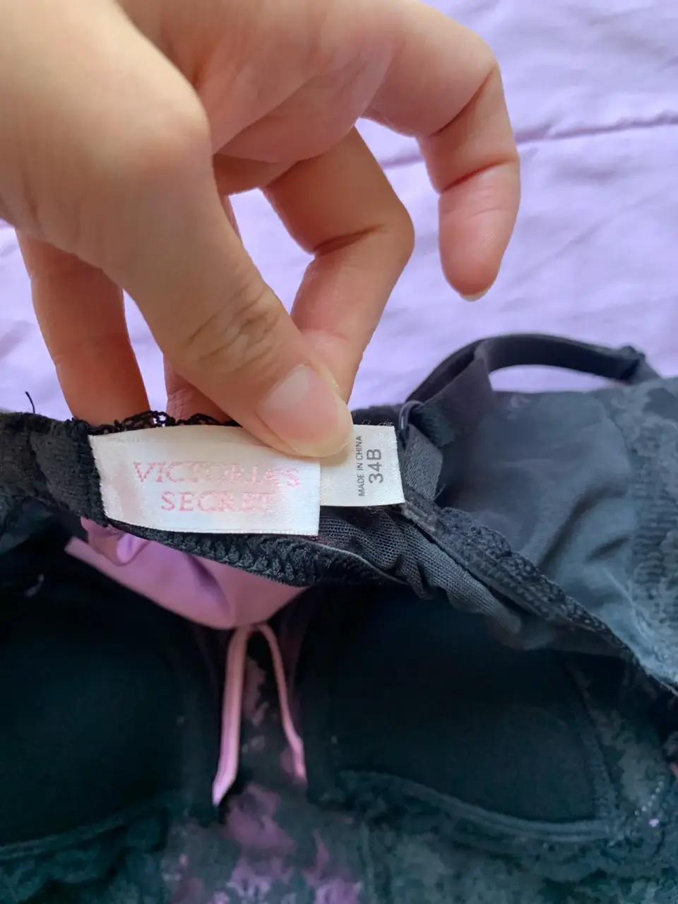 Babydoll de encaje negro Victoria's secret - miniatura 2