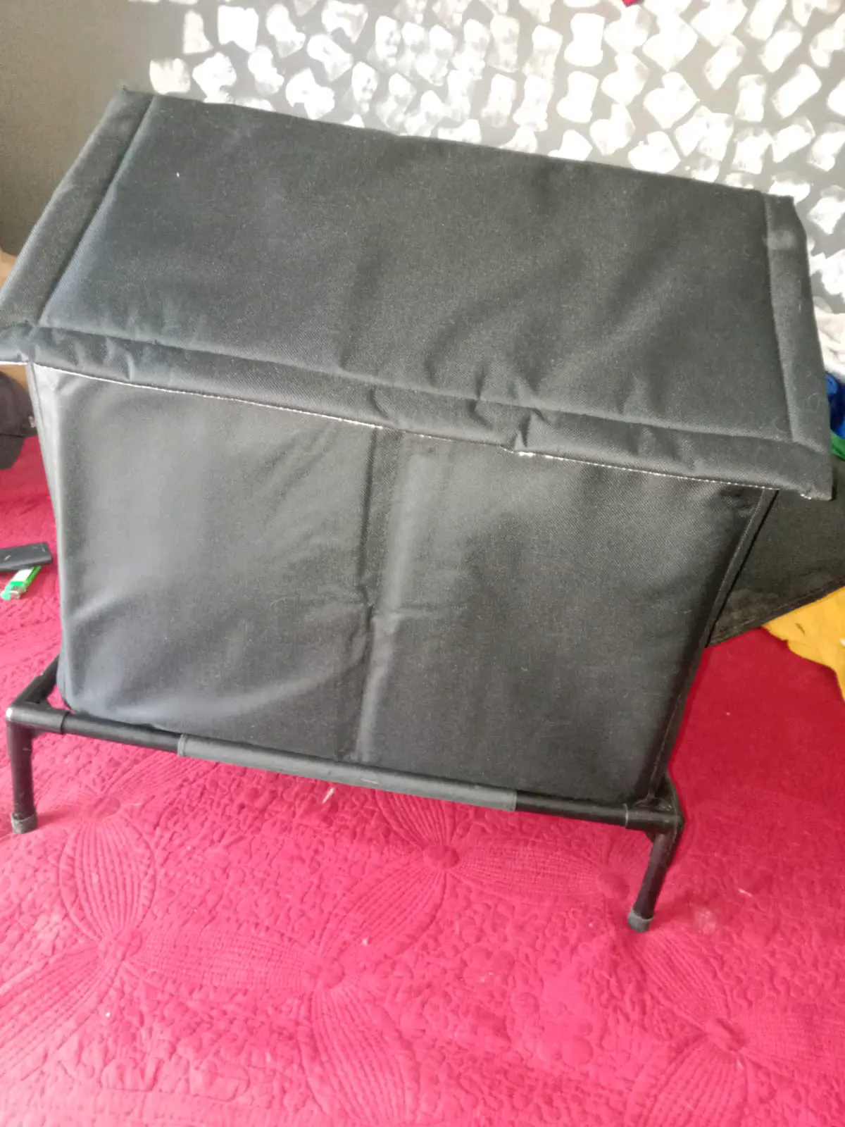 Casa para gato portátil negra - miniatura 3