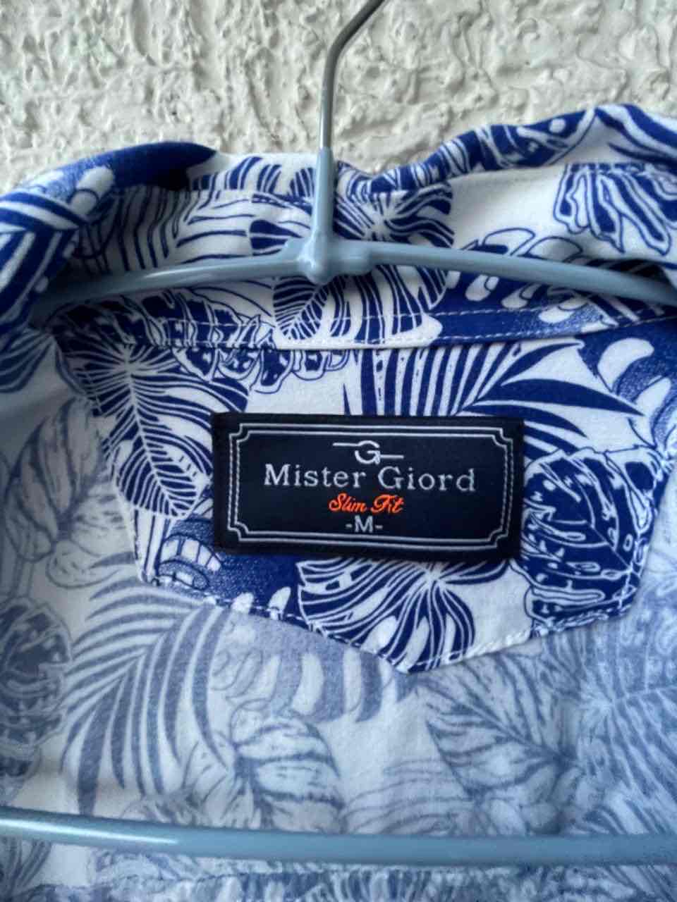 Camisa estampada flores azul y blanco - miniatura 2
