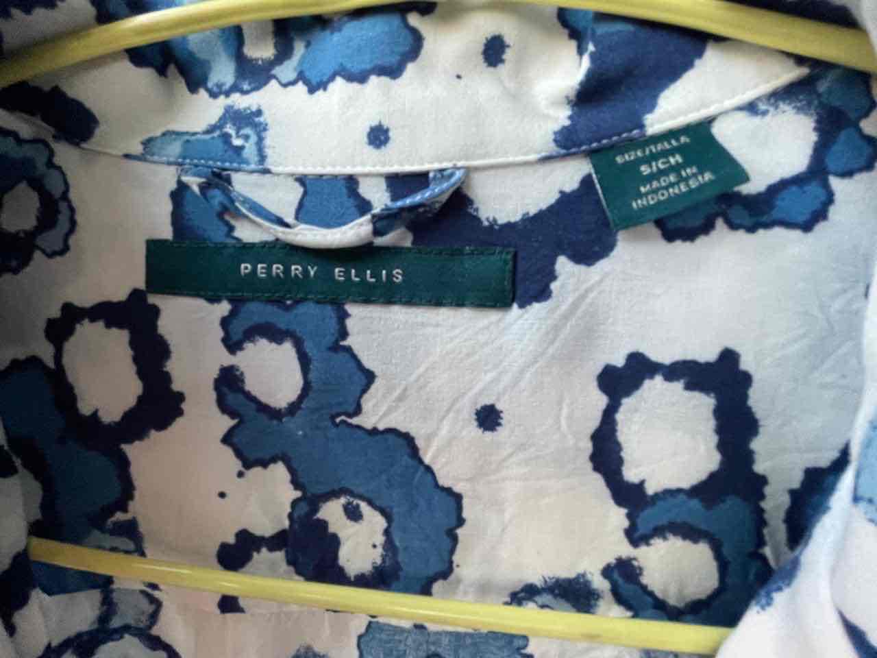 Camisa estampada azul y blanca - miniatura 2