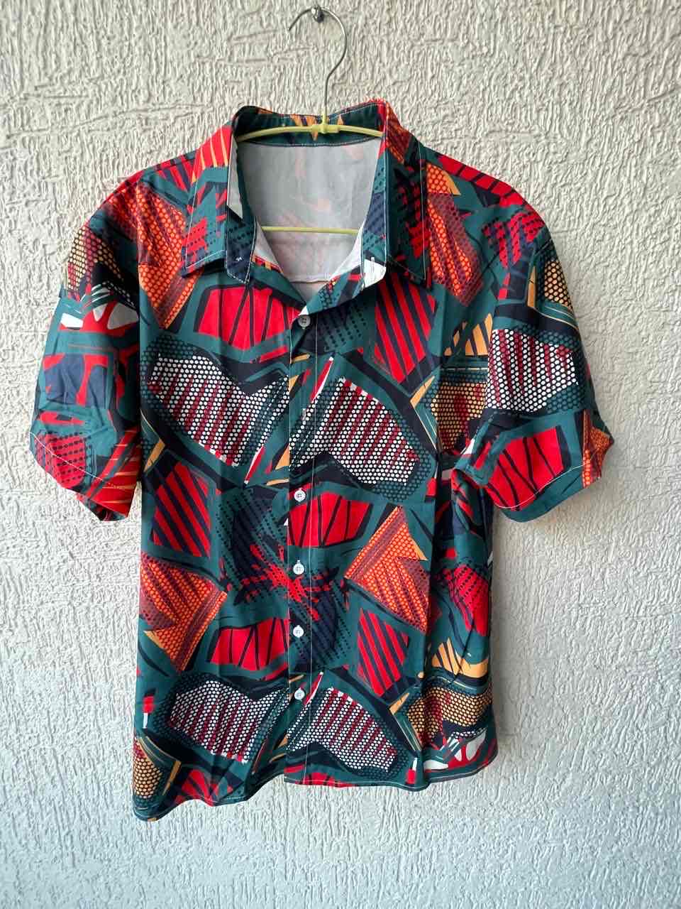 Camisa estampada colorida