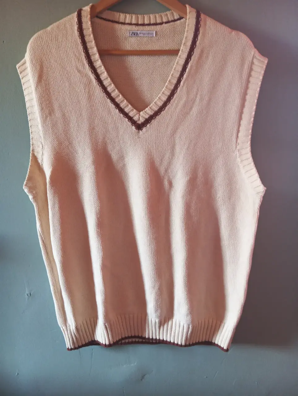 Chaleco sin mangas beige