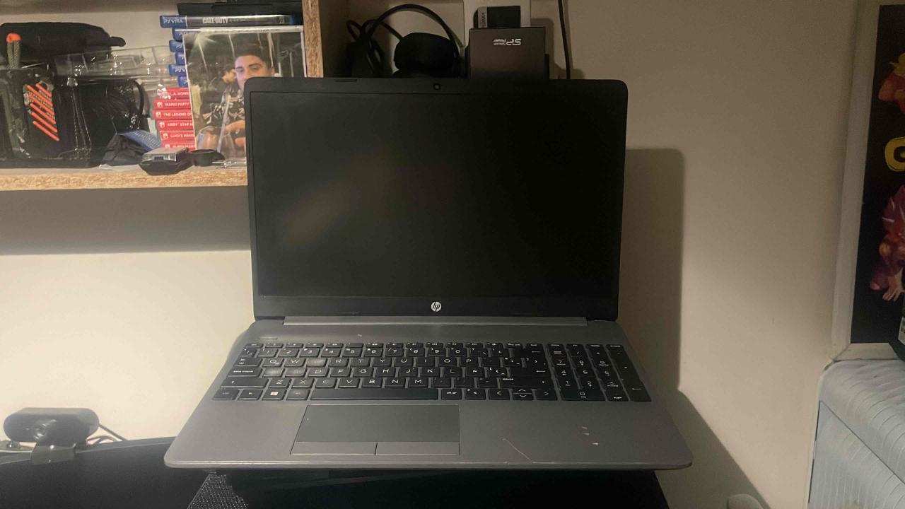 Laptop HP ryzen 5500u 20 gb ram ssd 512 windows 10 - miniatura 3