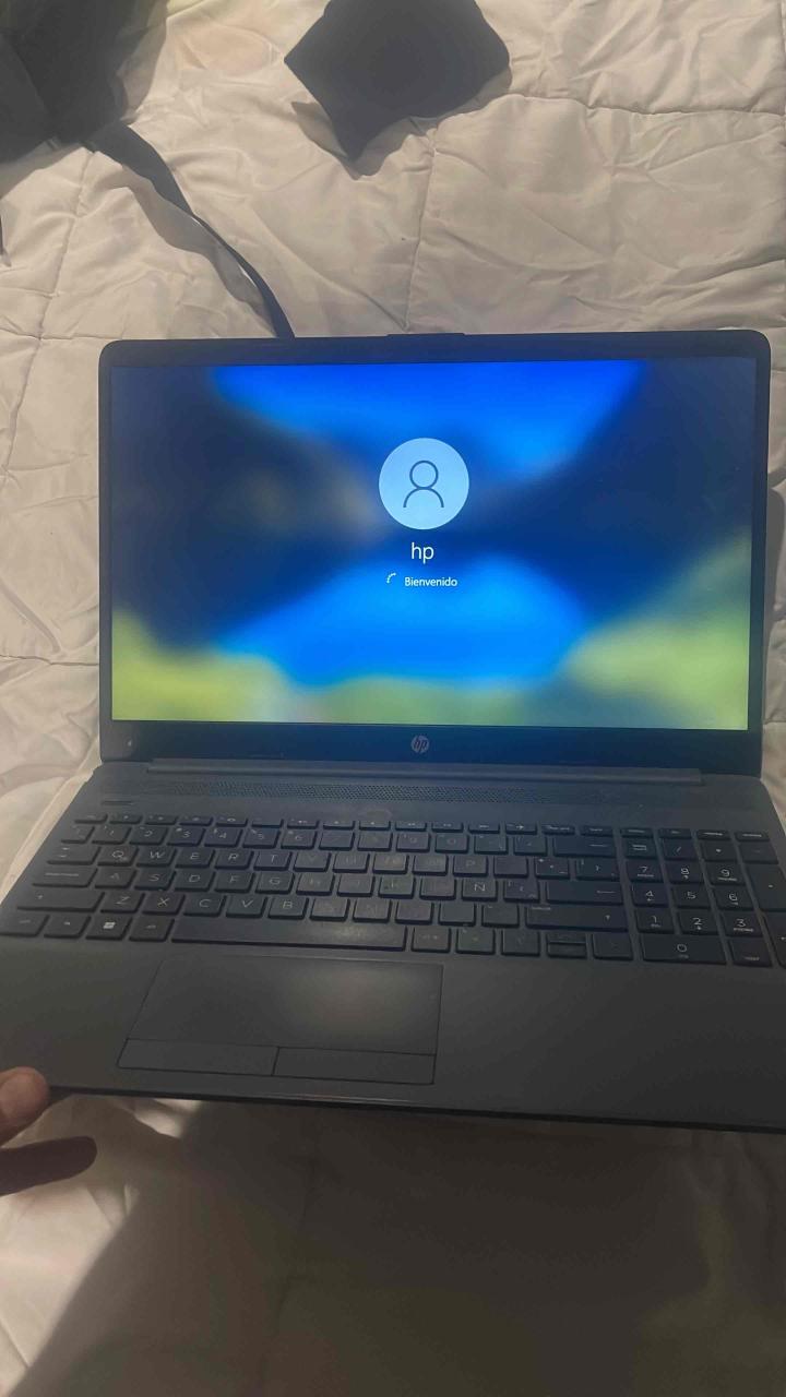 Laptop HP ryzen 5500u 20 gb ram ssd 512 windows 10 - miniatura 4