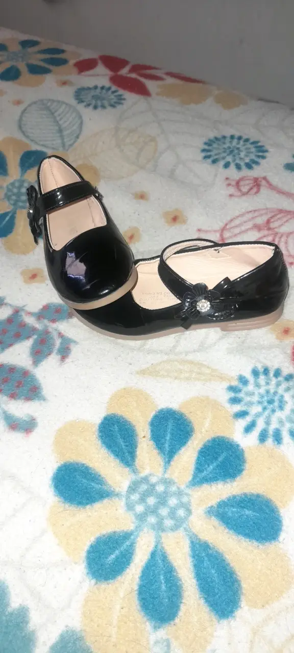 Zapatos charol negro con hebilla - miniatura 2