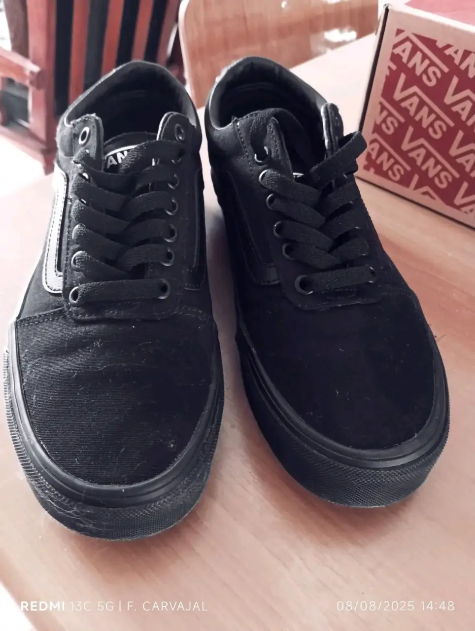 Zapatillas negras Vans - miniatura 2