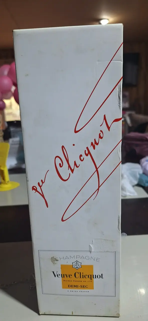 Champagne Veuve Clicquot Demi-sec - miniatura 1