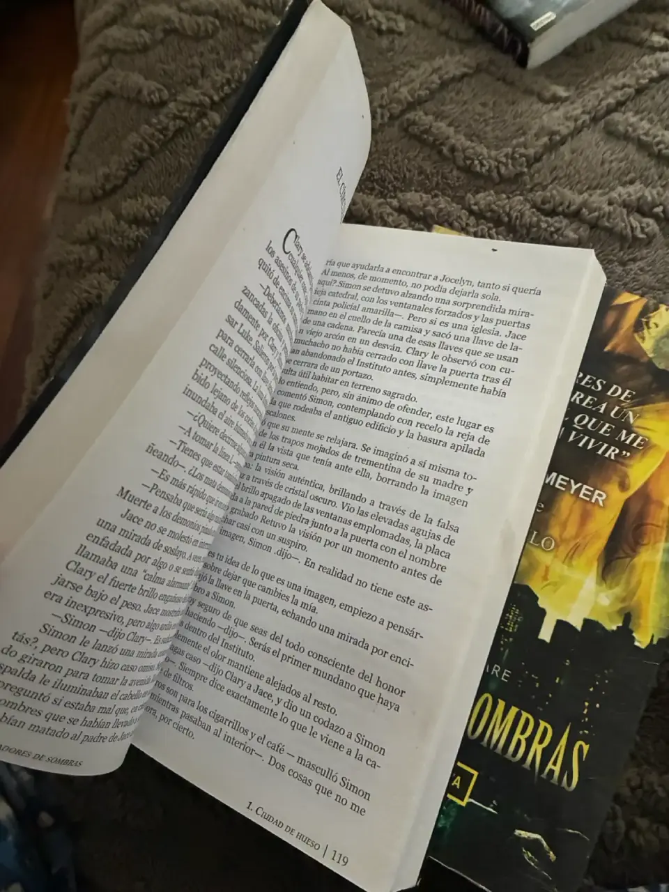 Libros Cazadores de Sombras 1 y 2 - miniatura 3