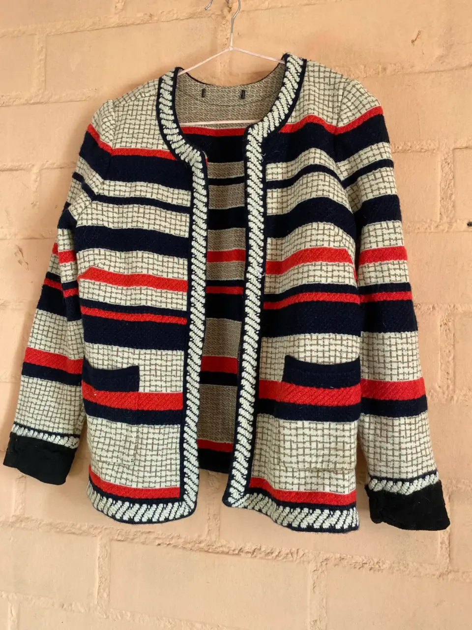Chaqueta de lana a rayas