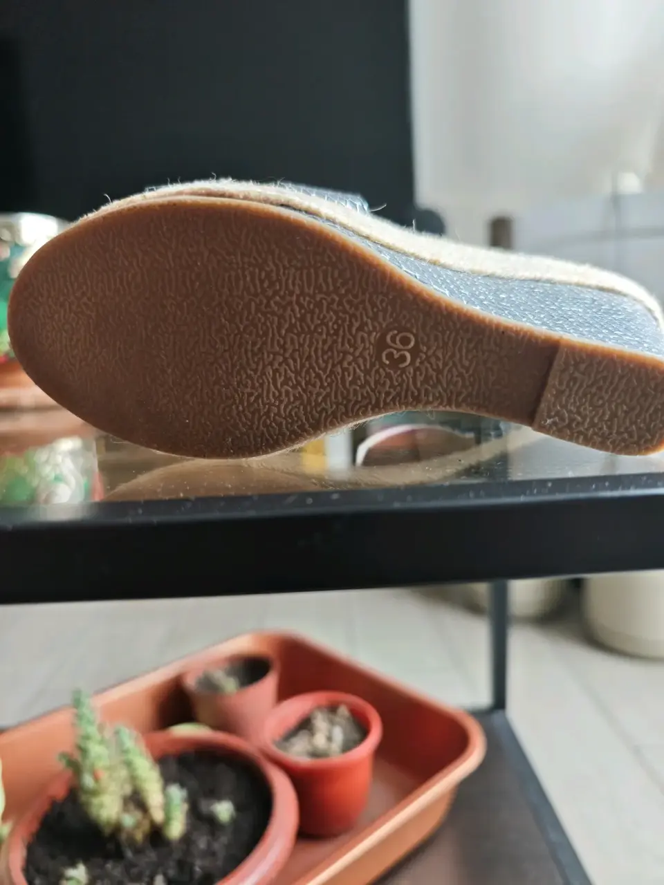 Sandalias negras con tacón de yute - miniatura 3