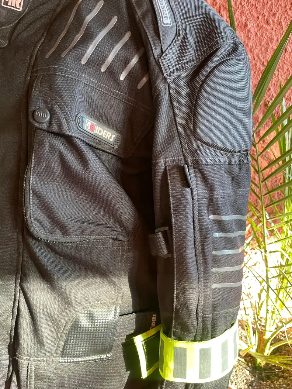 Chaqueta de motociclista negra - miniatura 5