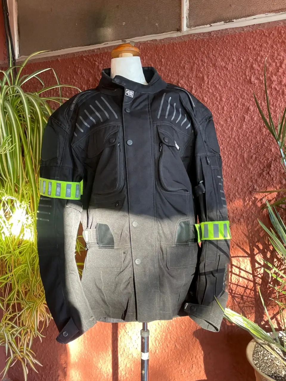 Chaqueta de motociclista negra - miniatura 6