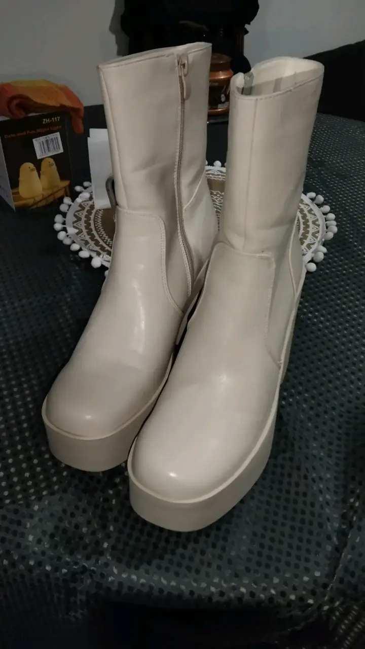 Botas de plataforma beige - miniatura 2