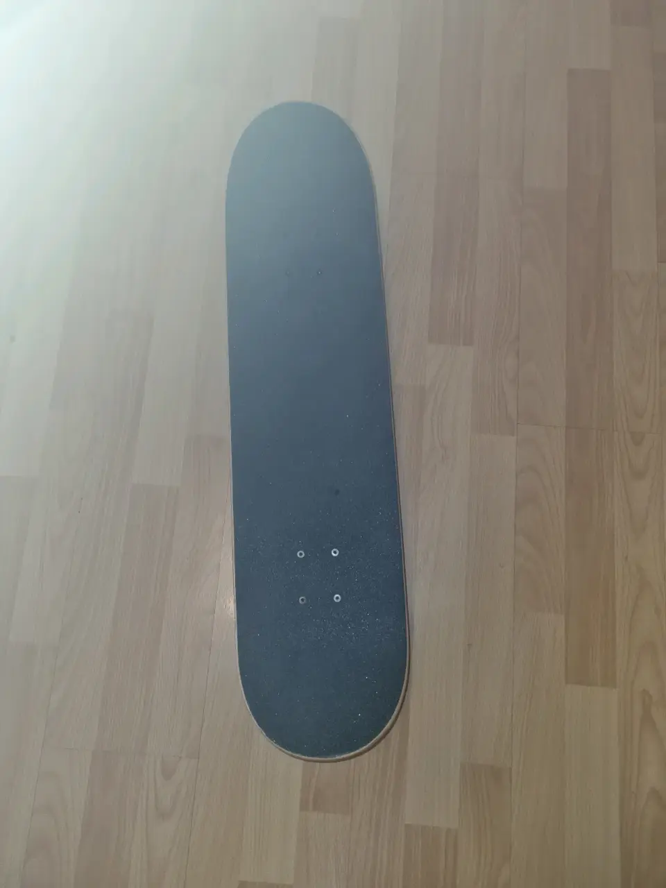 Deck de skate negro - miniatura 1