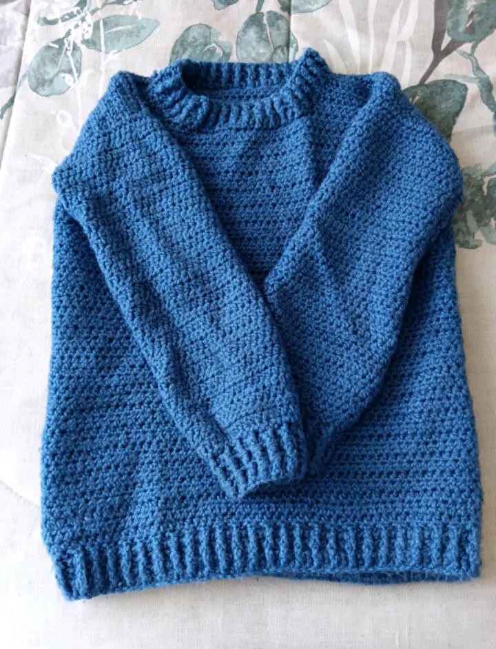 Polerón azul peludo con capucha - miniatura 2