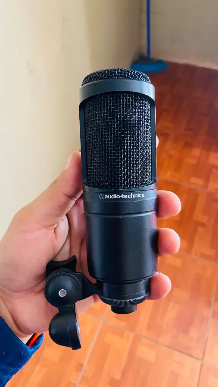 Micrófono Audio-Technica AT2020 - miniatura 1