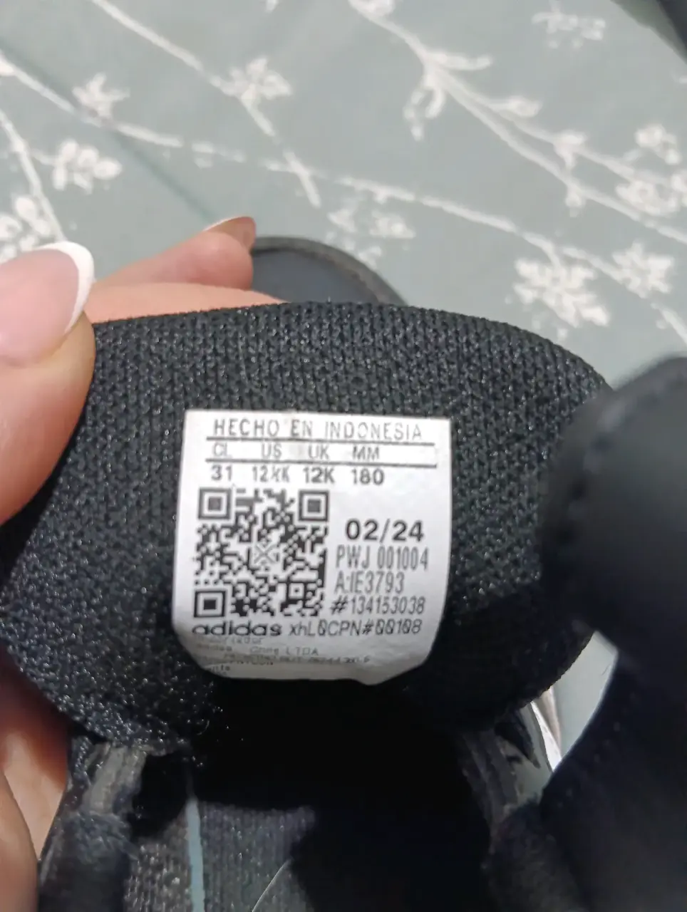 Zapatillas negras adidas - miniatura 3
