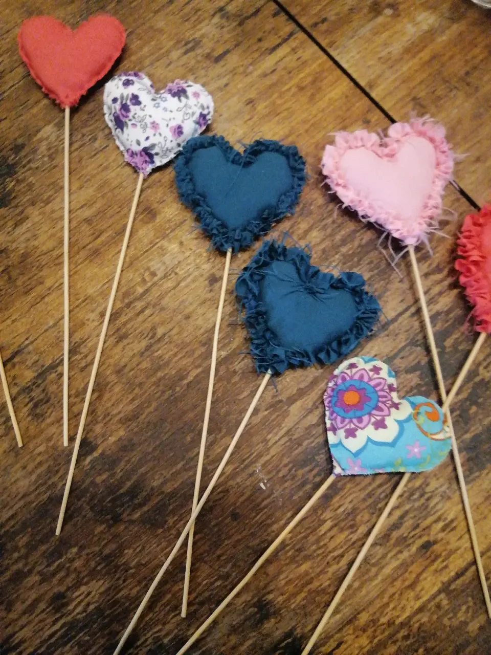 Adornos de corazones de tela - miniatura 3