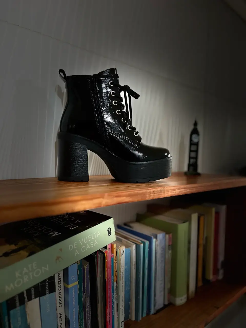 Botines negros de charol - miniatura 6