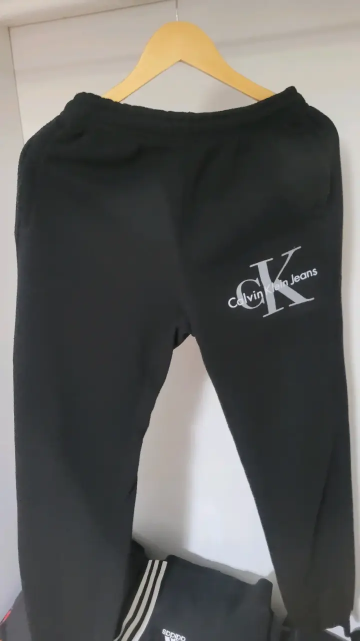 Conjunto Calvin Klein - miniatura 3