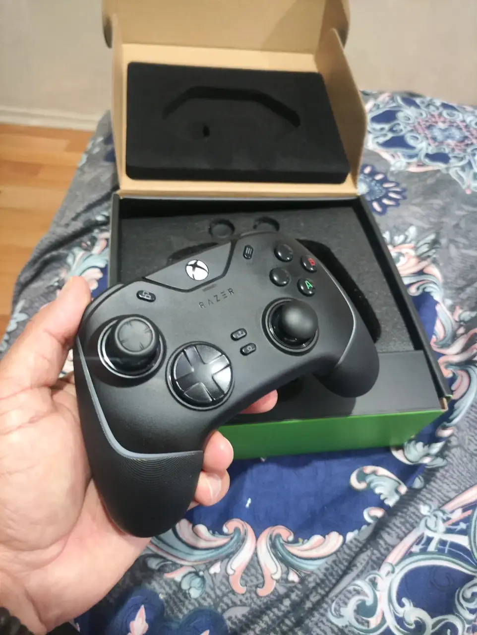 Control Razer Wolverine V2 Chroma Xbox - miniatura 2