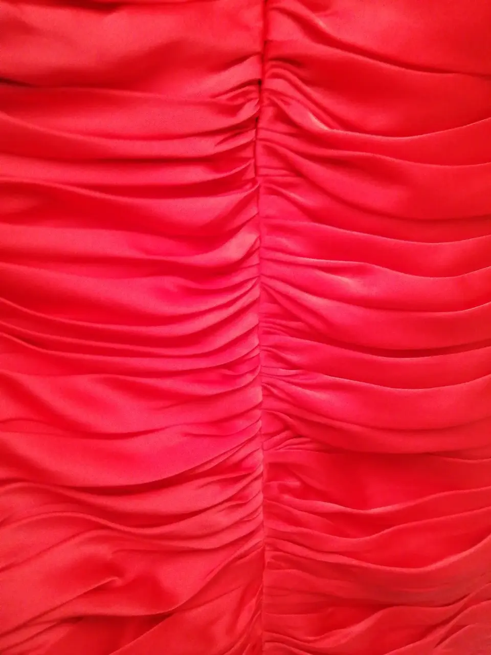 Vestido rojo fruncido - miniatura 4