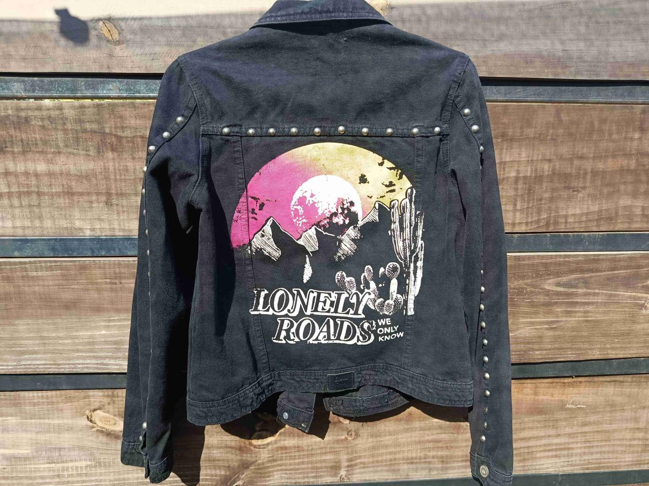 Chaqueta jeans negra con tachas - miniatura 2