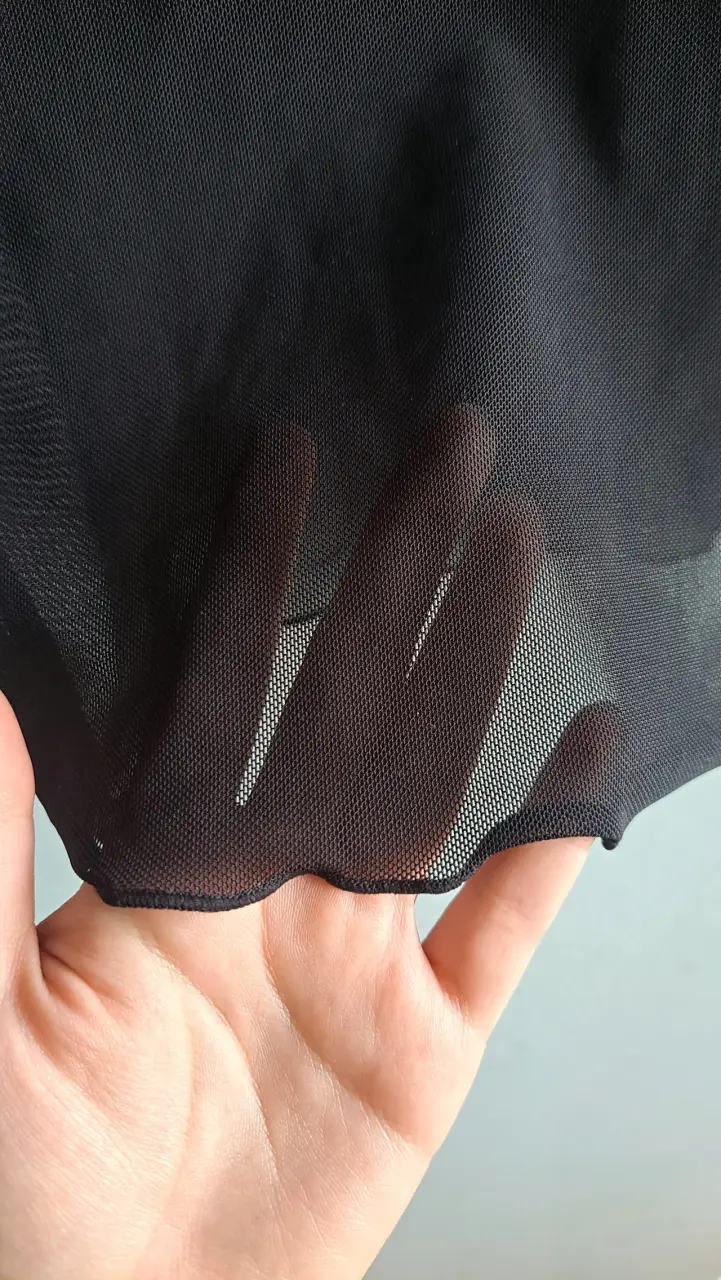 Polera malla negra transparente - miniatura 3
