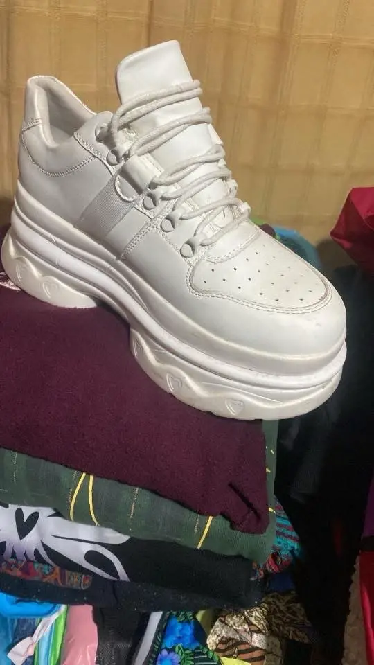 Zapatillas blancas plataforma - miniatura 2