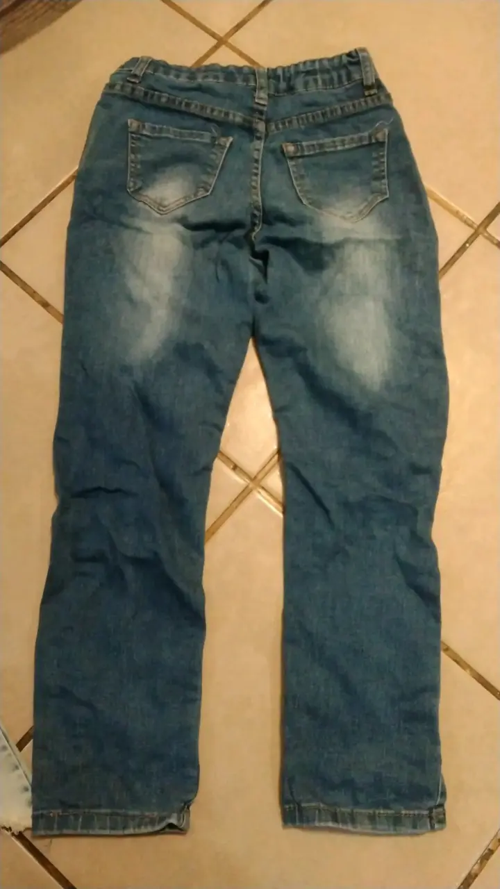 Jeans azul claro desgastados - miniatura 4