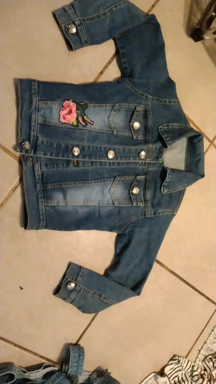 Jeans azul claro desgastados - miniatura 6